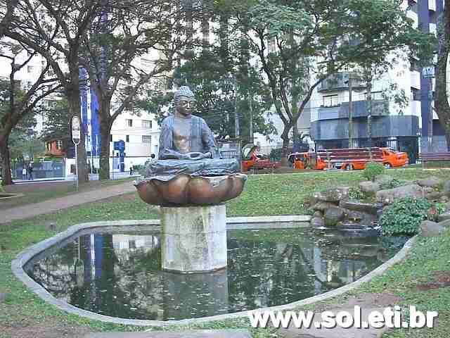 Foto Praça do Japão da Cidade de Curitiba 17