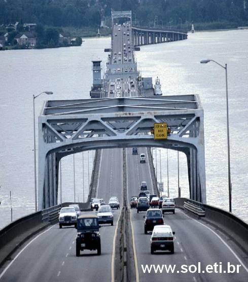 Quebra Cabeça de Ponte Sobre Rio